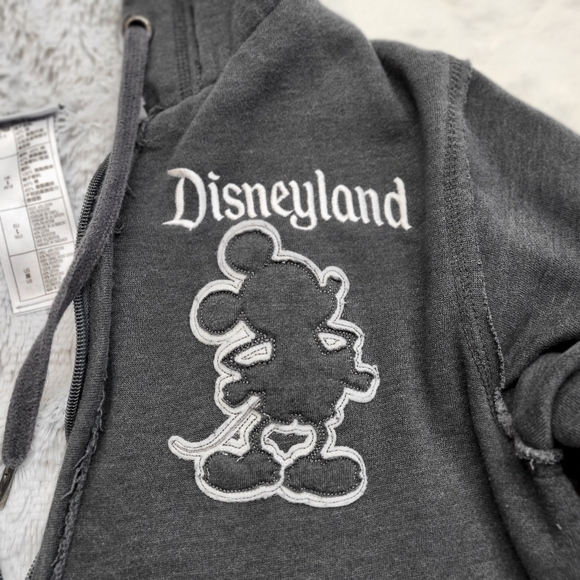 Disneyland parks mickey mouse 55 zip up hoodie sherpa lines Ex Condition Medium - Picture 3 of 7